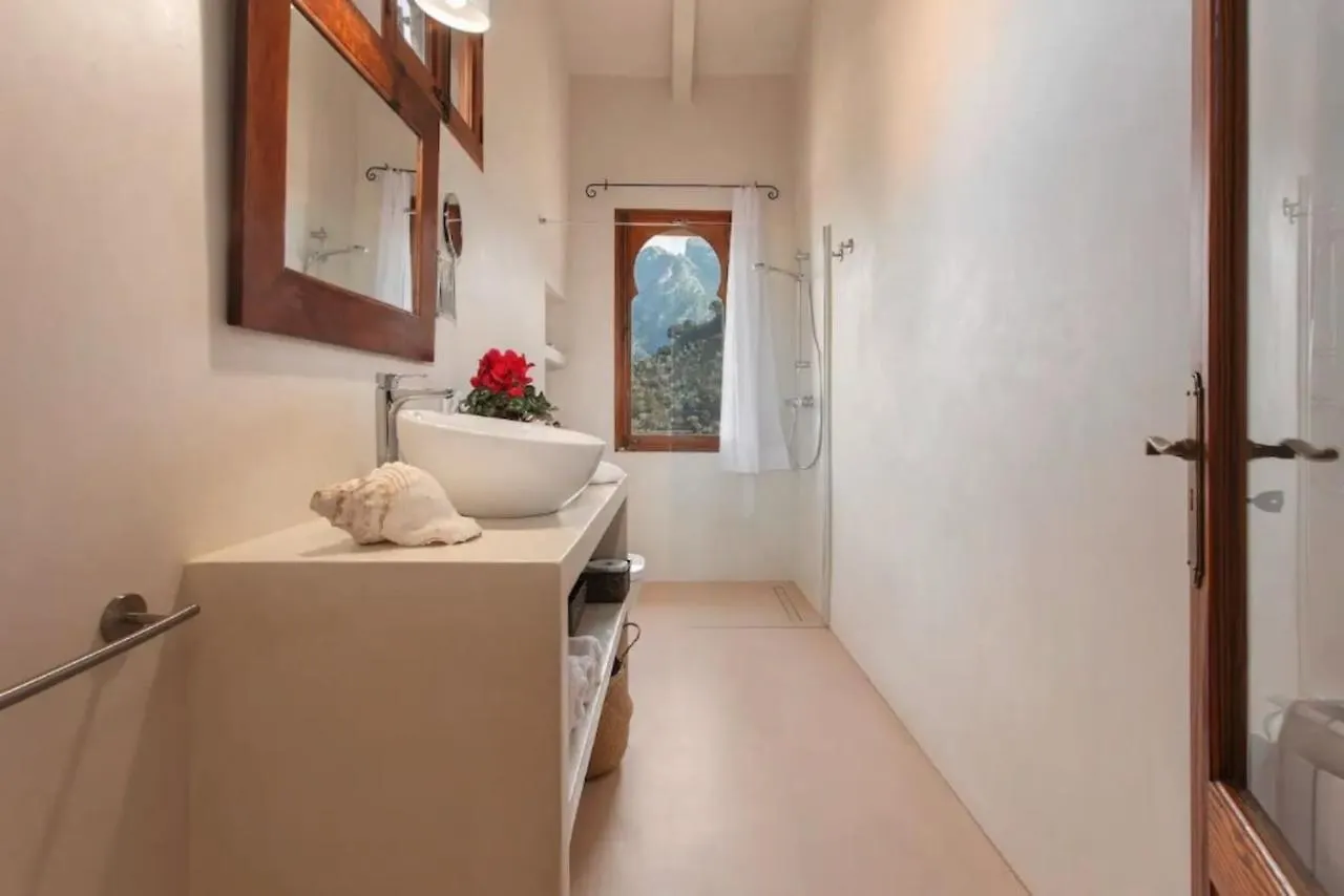 Can Gari Soller