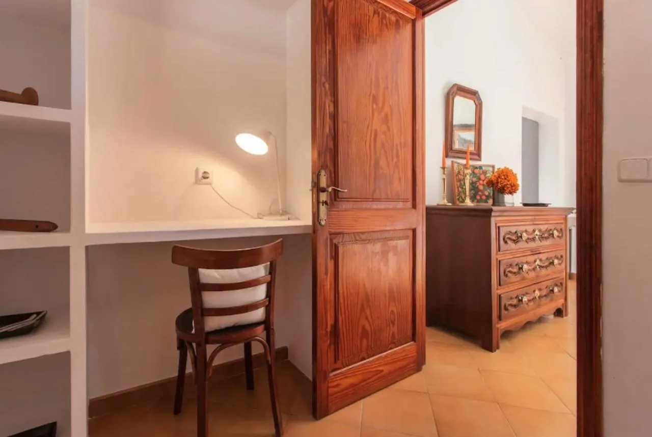 Can Gari Soller